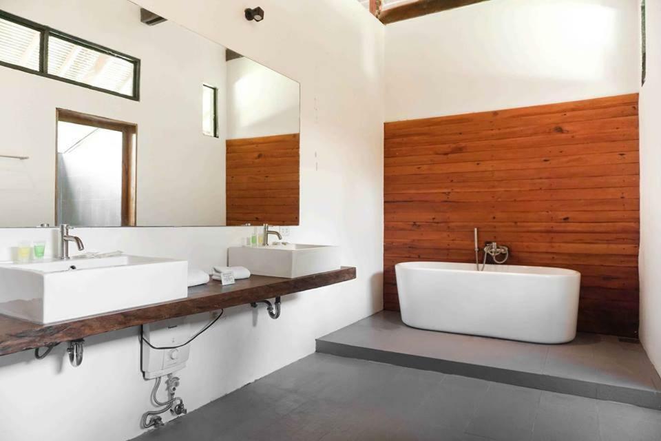 Bayud Boutique Resort General Luna  Extérieur photo